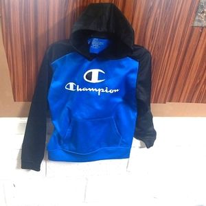 🏷3/$15 Champion Pullover Hoodie
